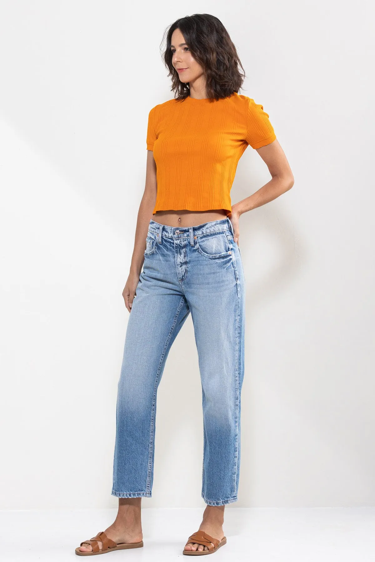 HIGH RISE STRAIGHT JEANS IN VINTAGE LIGHT WASH / SP-P12063