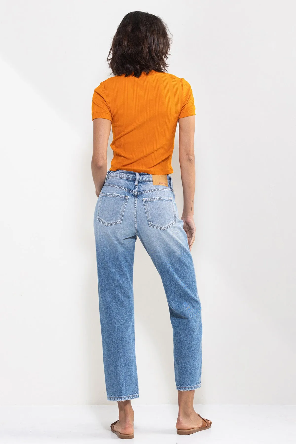 HIGH RISE STRAIGHT JEANS IN VINTAGE LIGHT WASH / SP-P12063