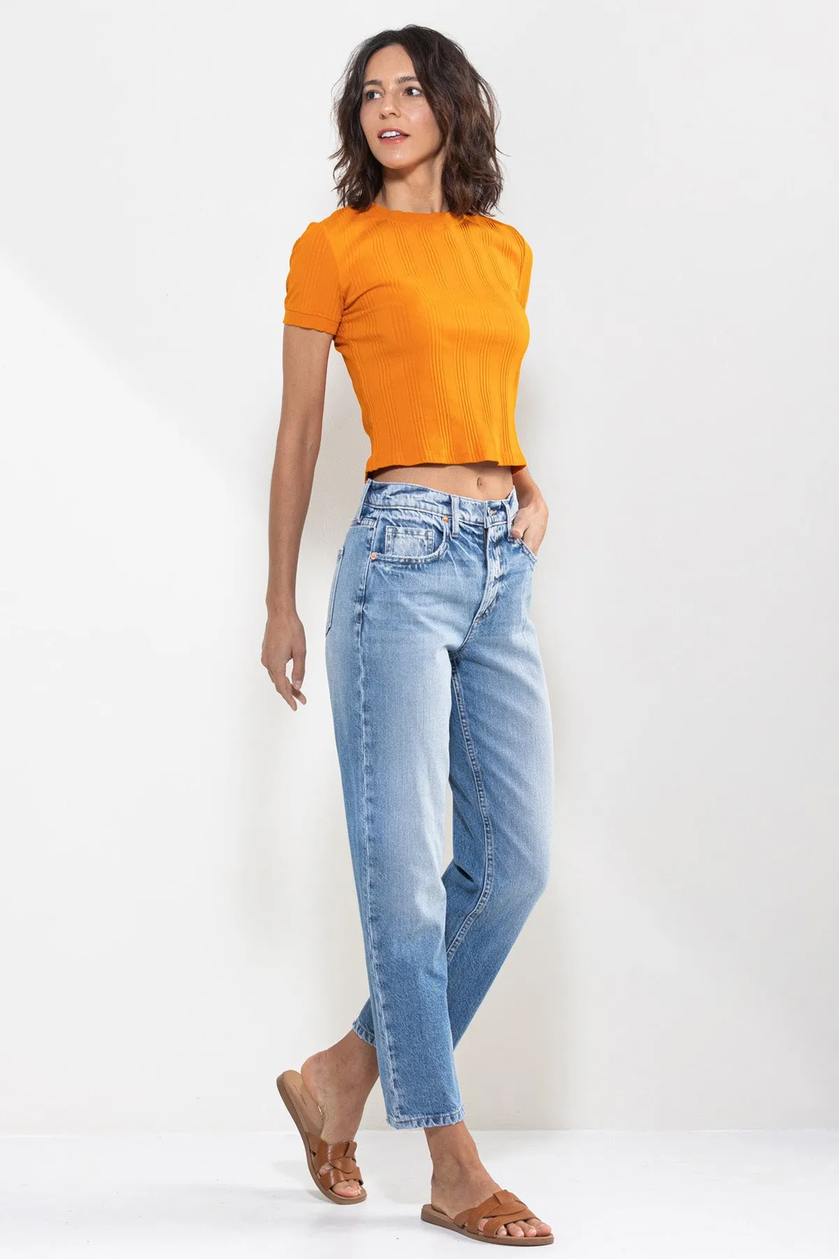 HIGH RISE STRAIGHT JEANS IN VINTAGE LIGHT WASH / SP-P12063