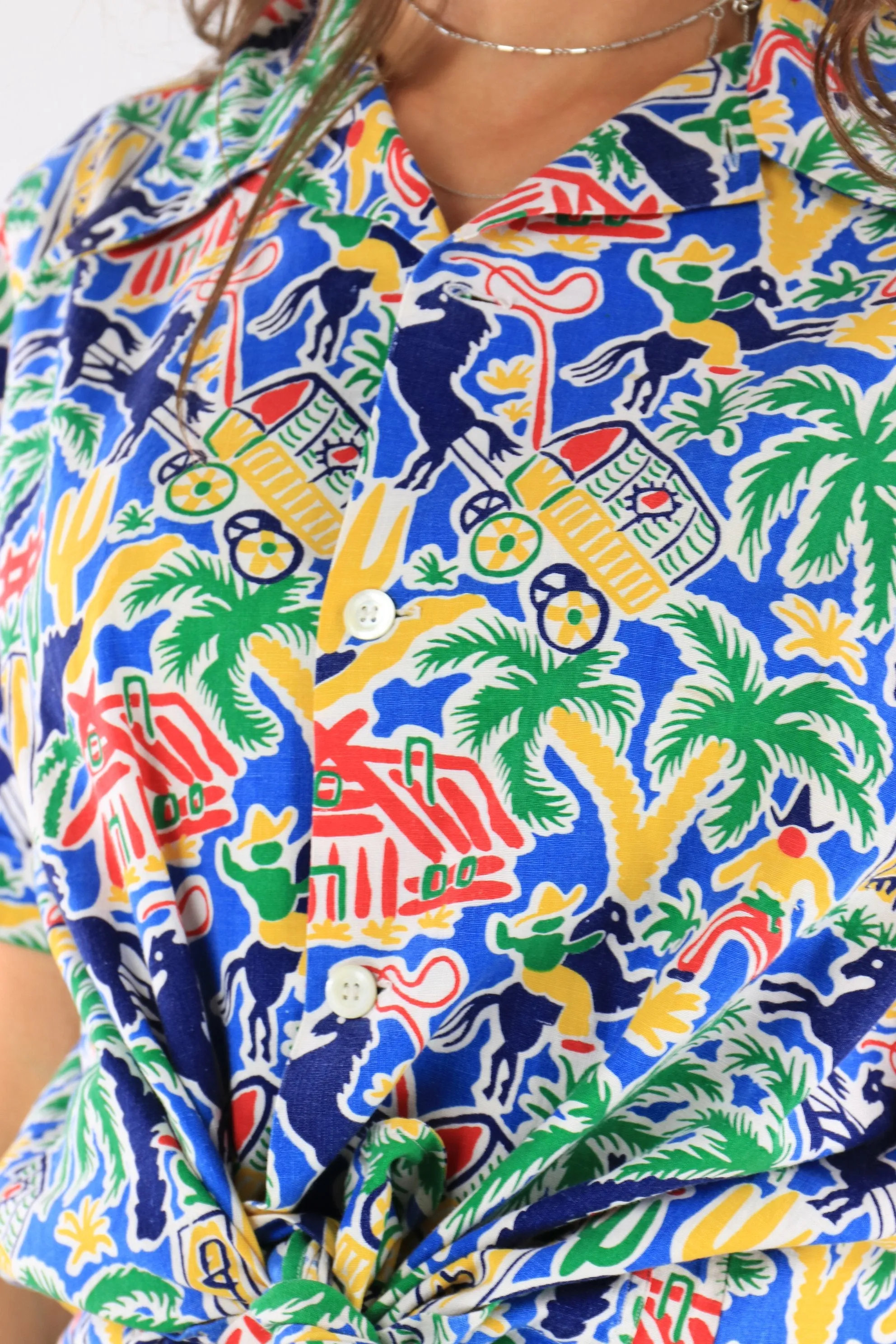 Horses/Palm Tree Party Shirt Large