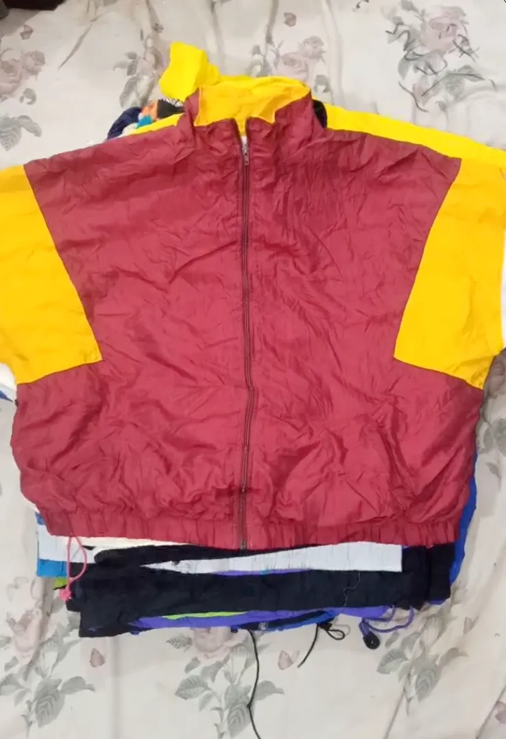 Men's and women's windbreakers 26 pieces